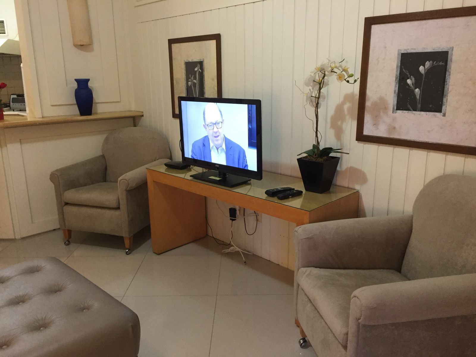 Prédio Inteiro para alugar com 2 quartos, 54m² - Foto 4