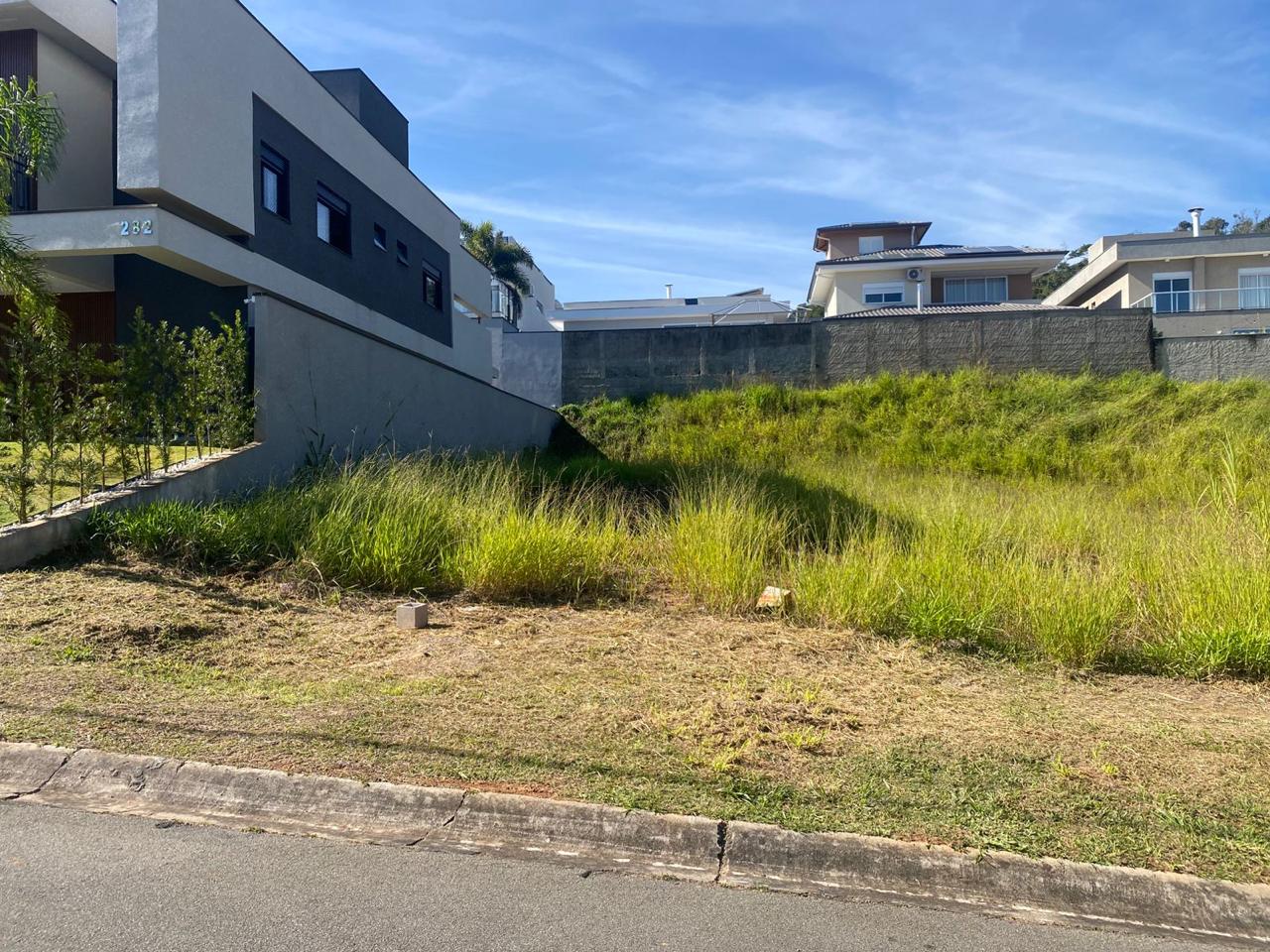 Terreno Com 388,84m² - Reserva Santa Paula - Granja Viana - Cotia/SP