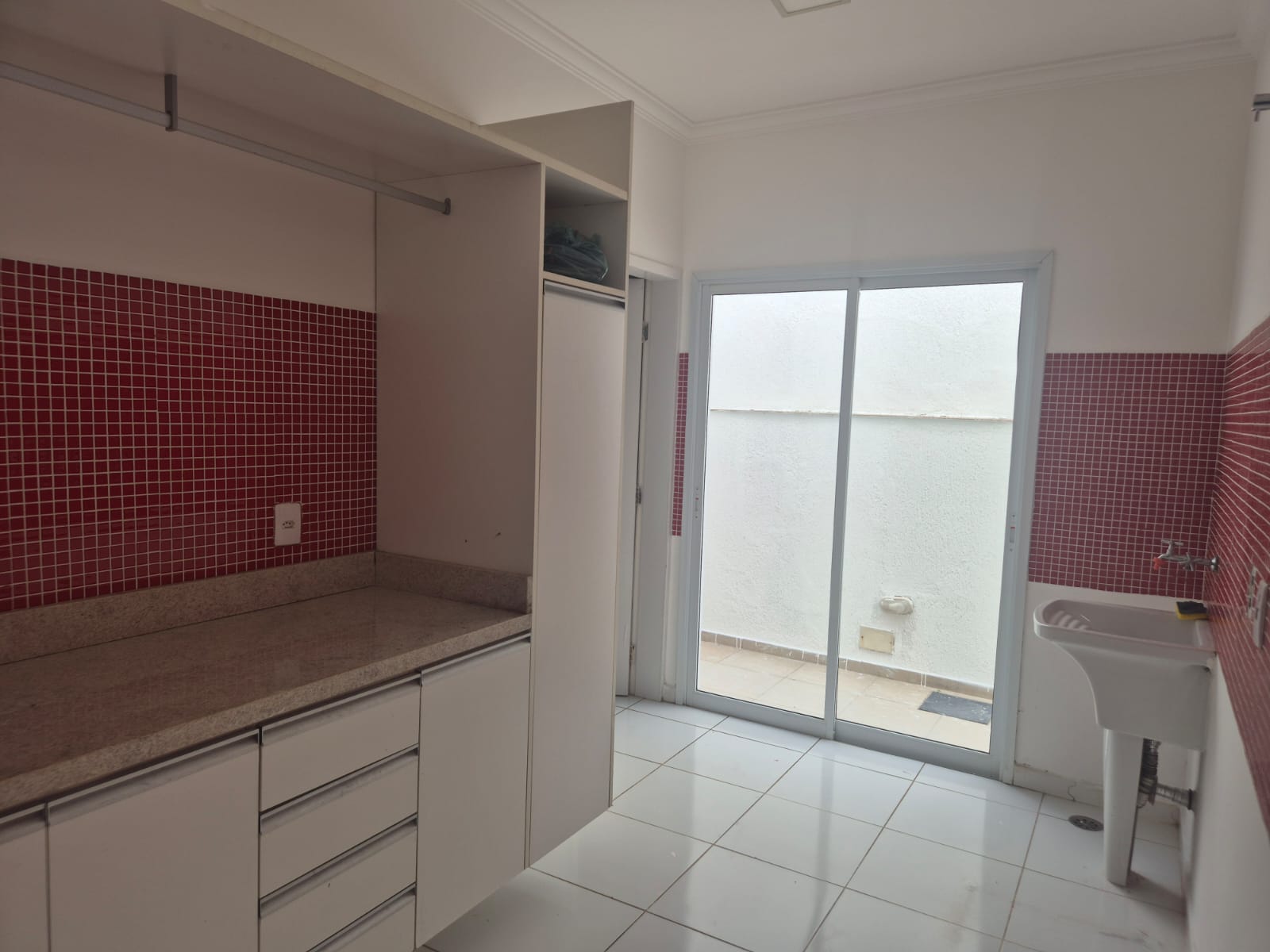 Casa Com 04 Quartos - Condominio Haras MJM - Vargem Grande Paulista/SP