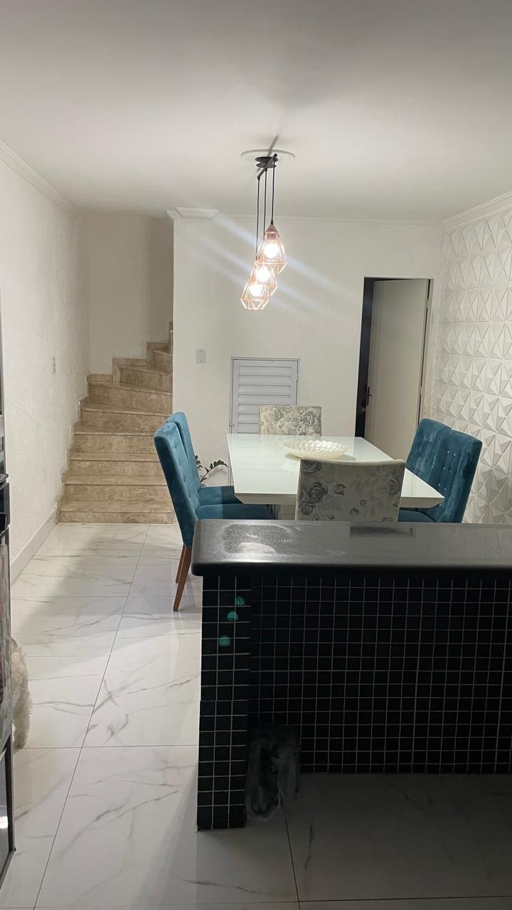 Casa com 03 Quartos - Jardim Novo Campo Limpo - Embu Das Artes/SP