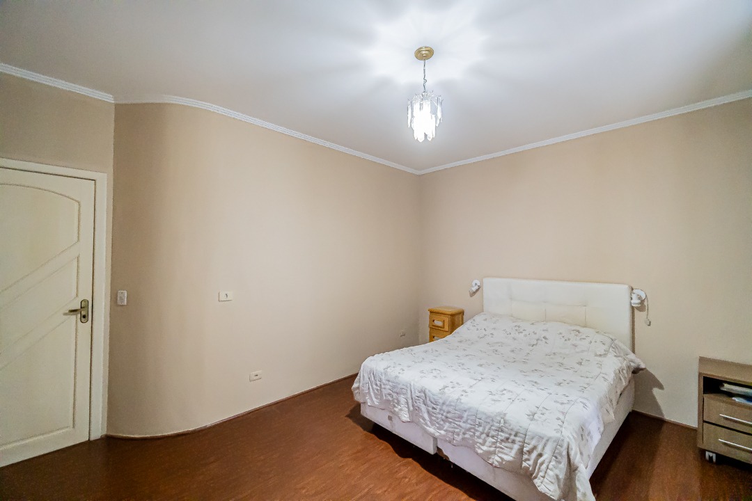 Casa com 05 Quartos - Condomínio Villa Rica - Vargem Grande Paulista/SP