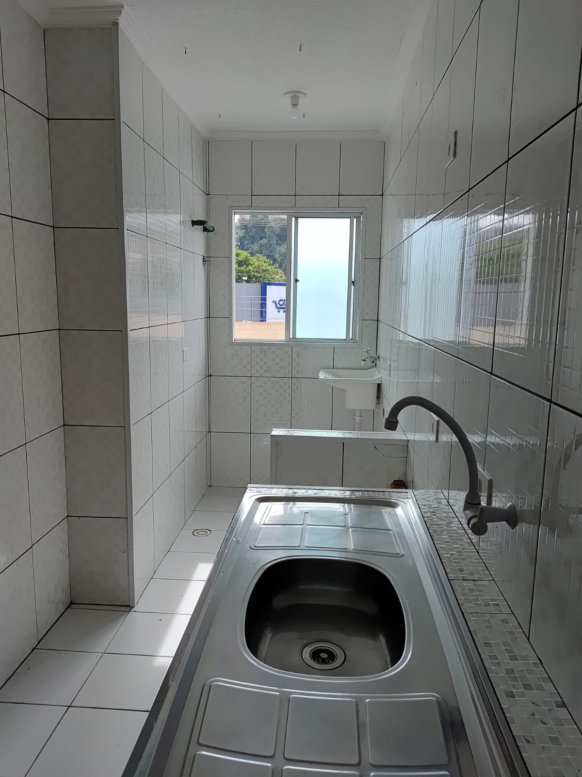Apartamento com 02 Quartos - Residencial Ametista - Cotia/SP