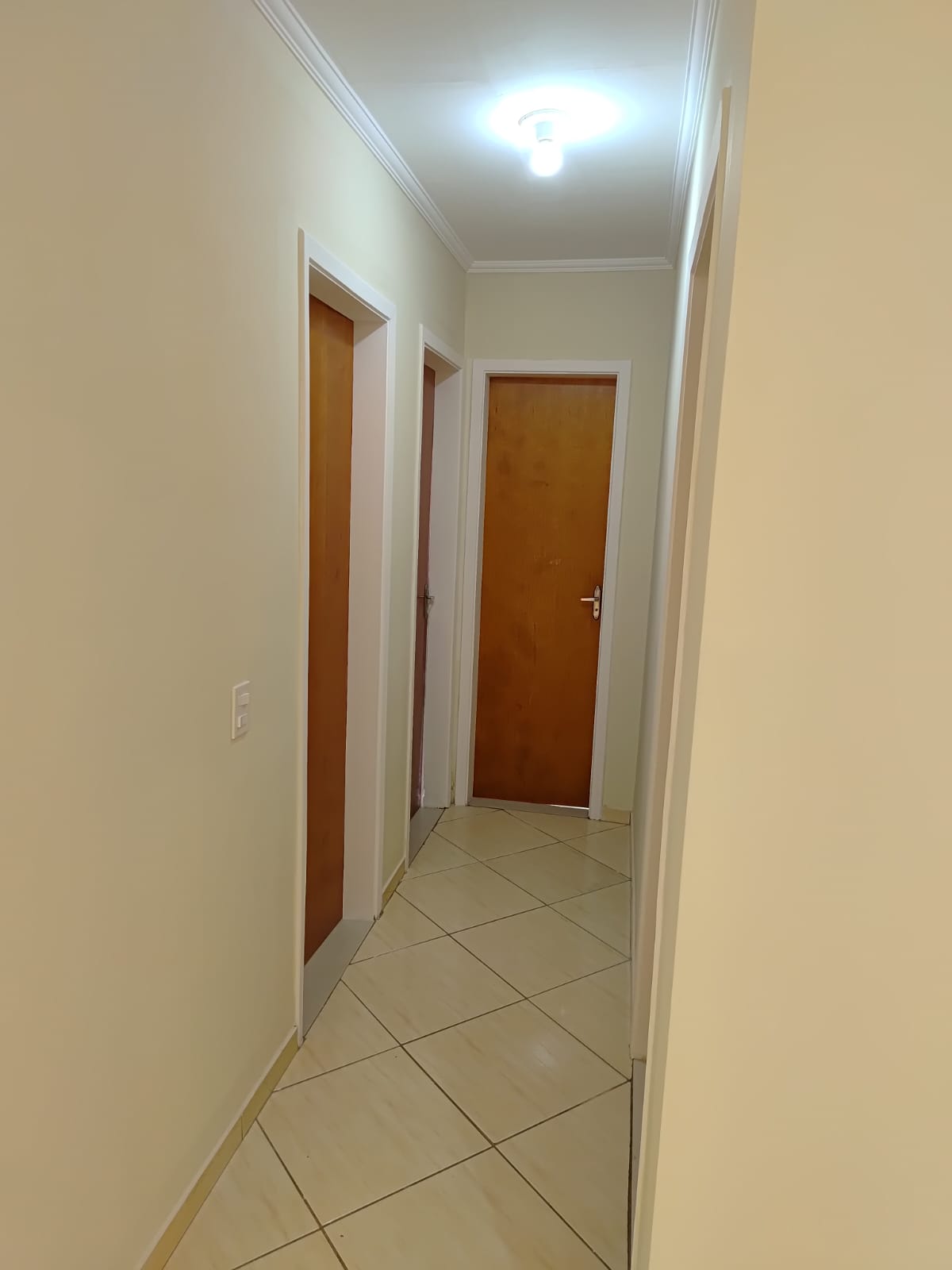 Apartamento com 02 Quartos - Residencial Ametista - Cotia/SP