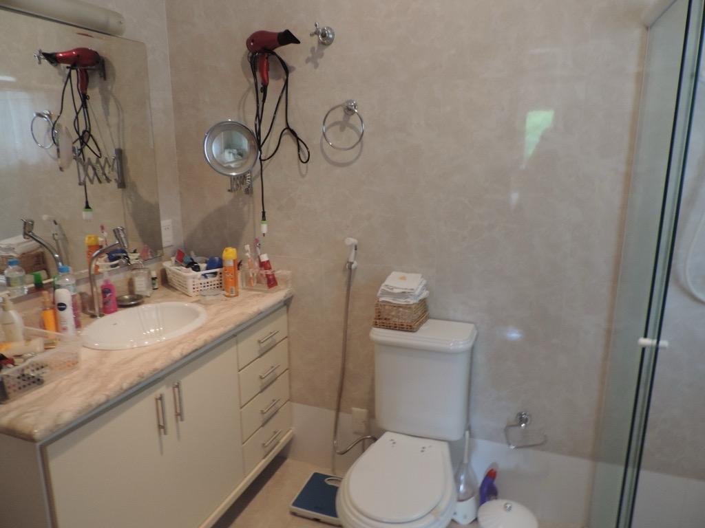 Casa para alugar com 3 quartos, 500m² - Foto 15