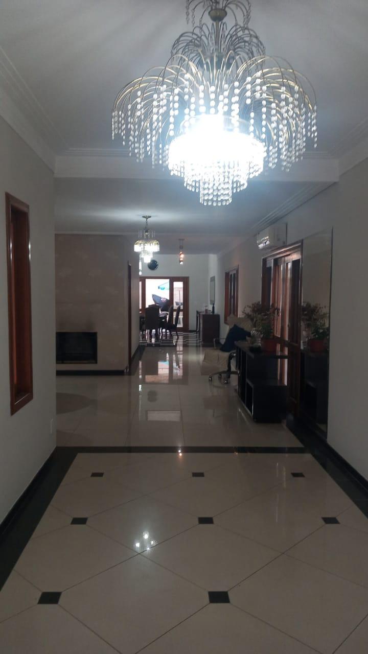 Casa para alugar com 3 quartos, 500m² - Foto 10