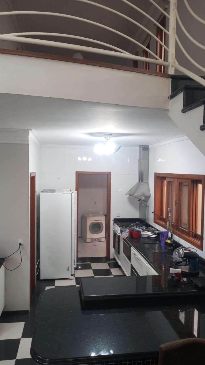 Casa para alugar com 3 quartos, 500m² - Foto 7