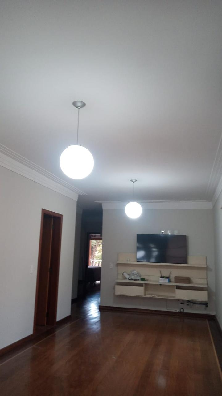 Casa para alugar com 3 quartos, 500m² - Foto 12