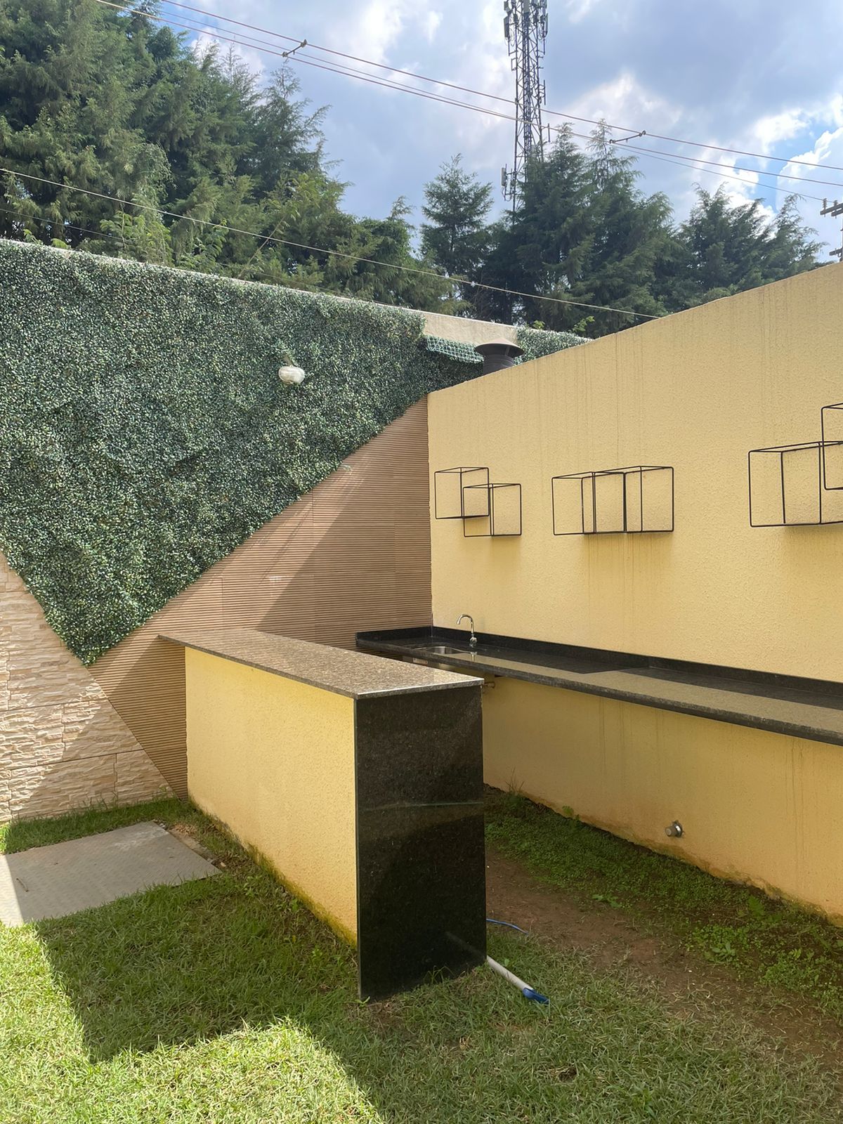 Casa com 2 Quartos  - Condomínio Residencial Ilha de Malta -  Chácara Ondas Verdes - Cotia/SP