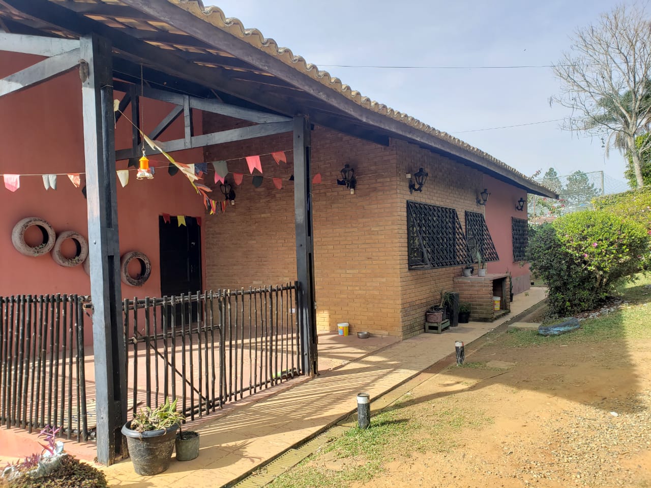 Chácara com 2.000m² - Aguassaí - Cotia/SP