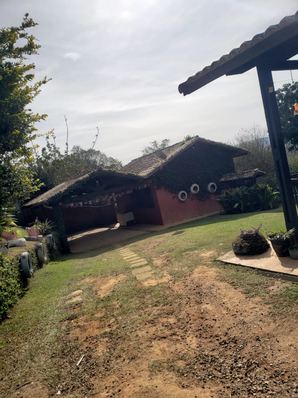 Chácara com 2.000m² - Aguassaí - Cotia/SP