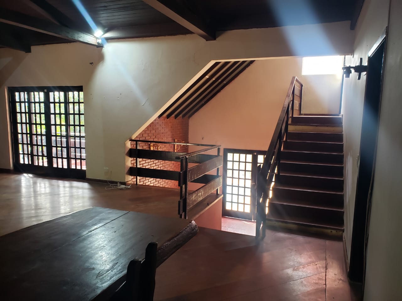 Chácara com 2.000m² - Aguassaí - Cotia/SP