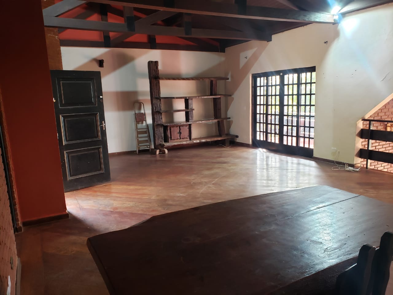 Chácara com 2.000m² - Aguassaí - Cotia/SP