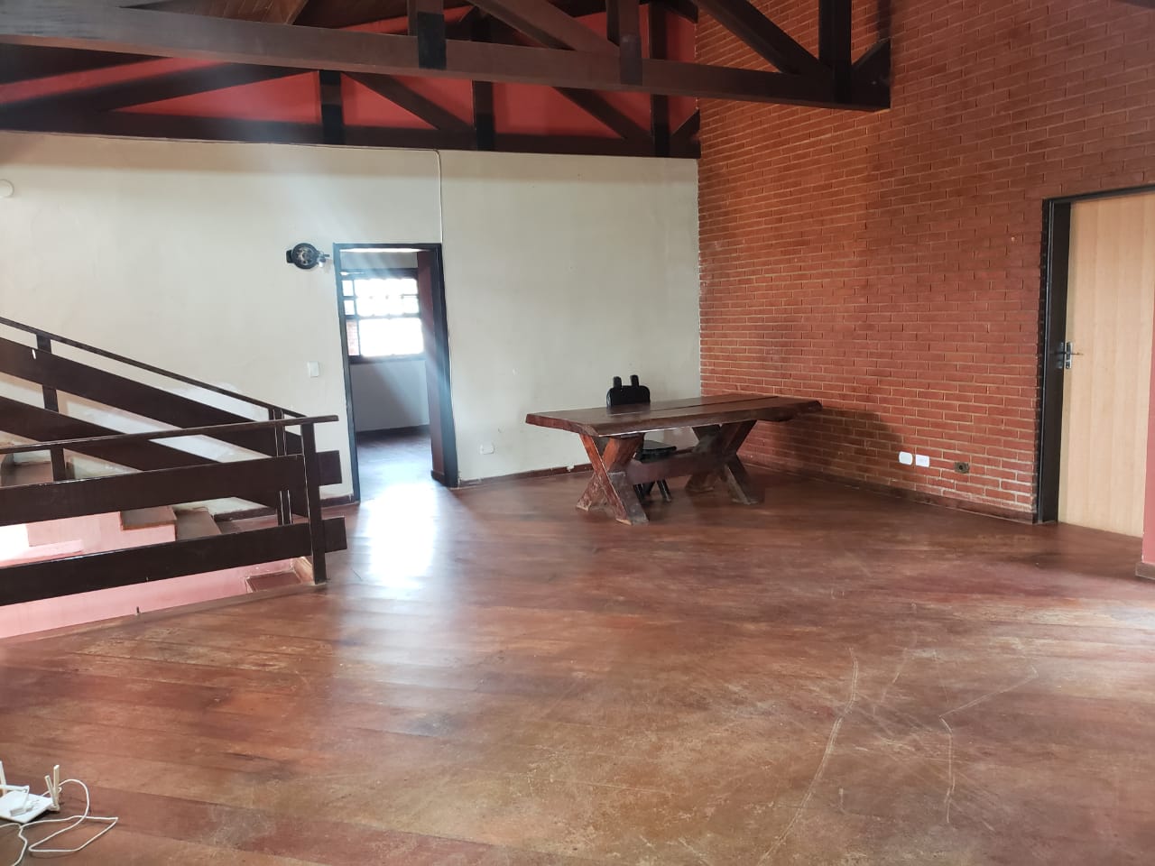 Chácara com 2.000m² - Aguassaí - Cotia/SP
