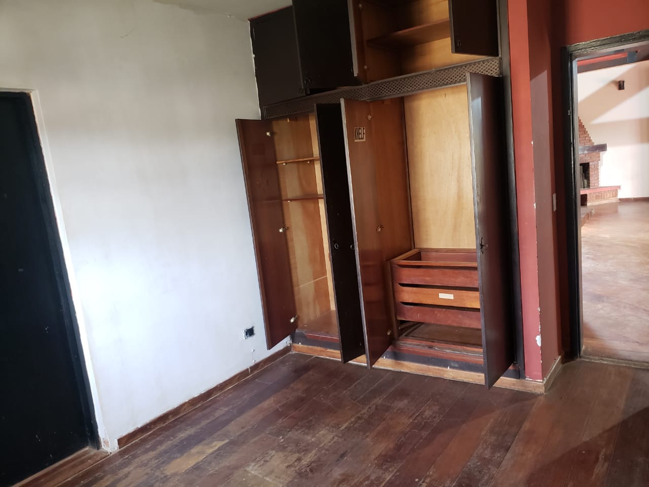 Chácara com 2.000m² - Aguassaí - Cotia/SP