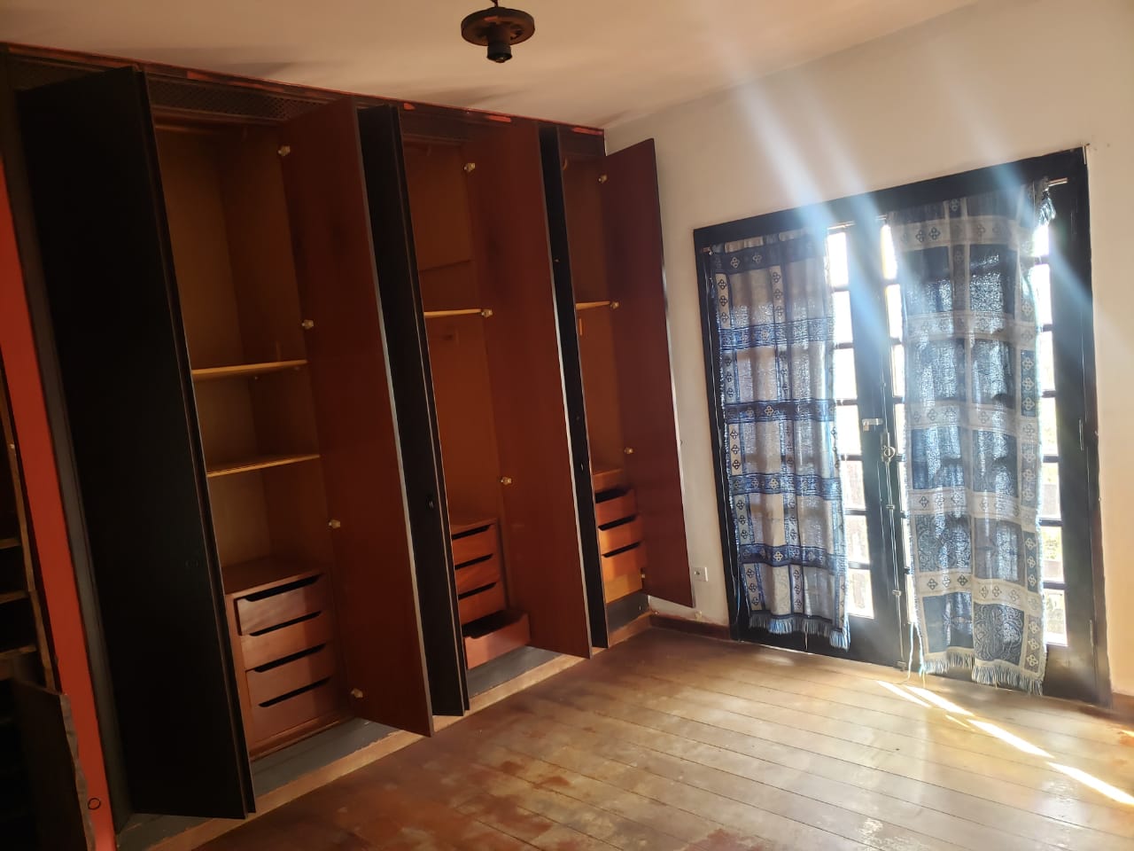 Chácara com 2.000m² - Aguassaí - Cotia/SP
