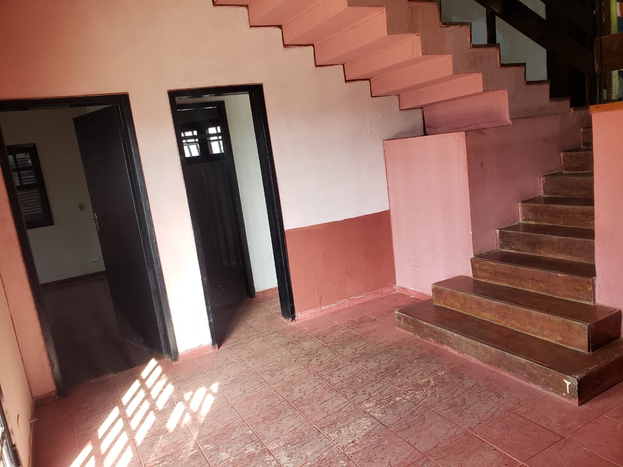Chácara com 2.000m² - Aguassaí - Cotia/SP