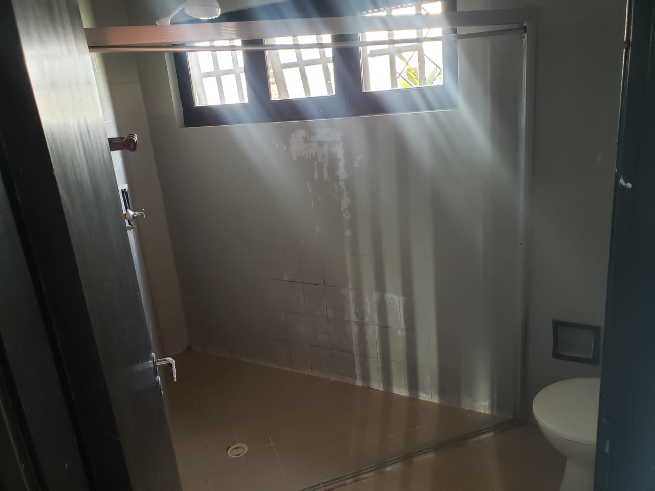 Chácara com 2.000m² - Aguassaí - Cotia/SP