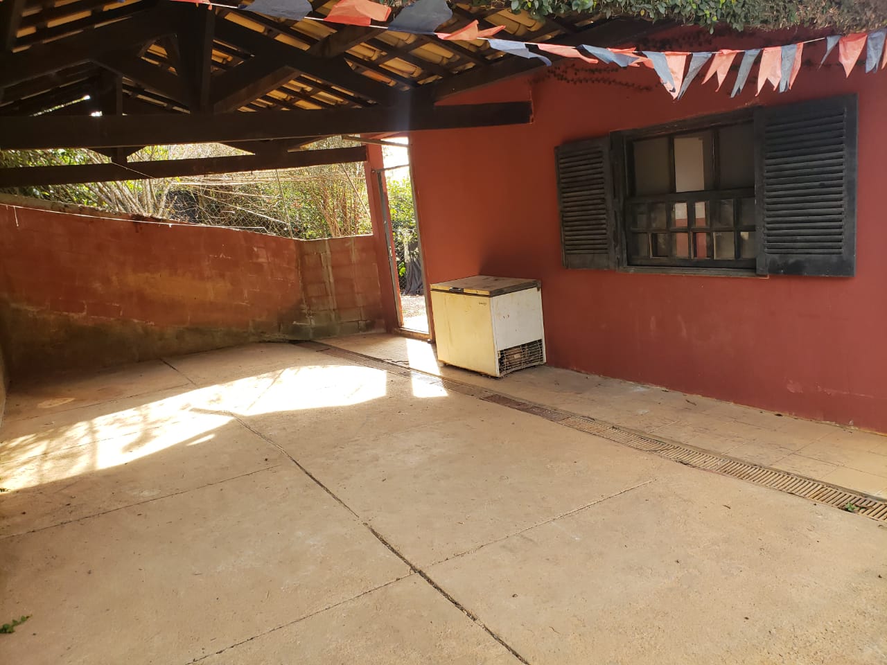 Chácara com 2.000m² - Aguassaí - Cotia/SP
