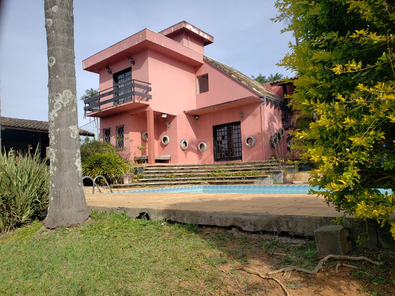 Chácara com 2.000m² - Aguassaí - Cotia/SP