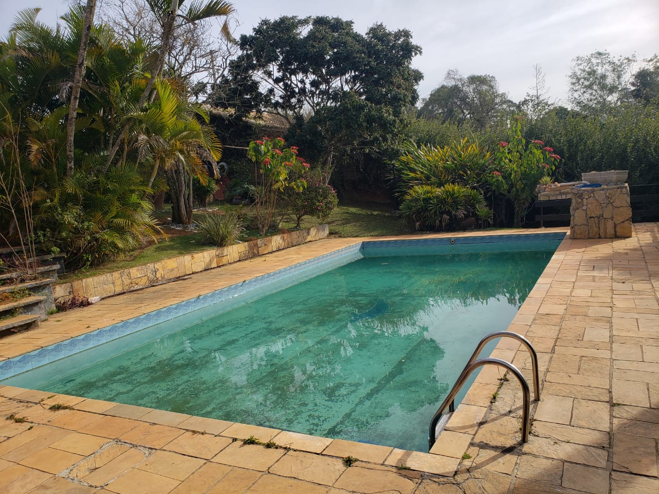Chácara com 2.000m² - Aguassaí - Cotia/SP
