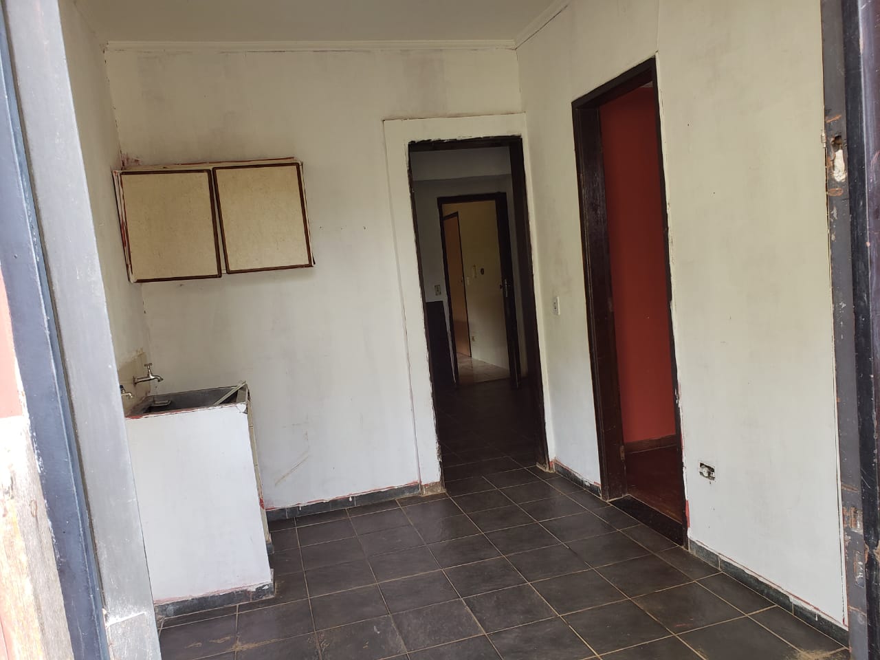 Chácara com 2.000m² - Aguassaí - Cotia/SP