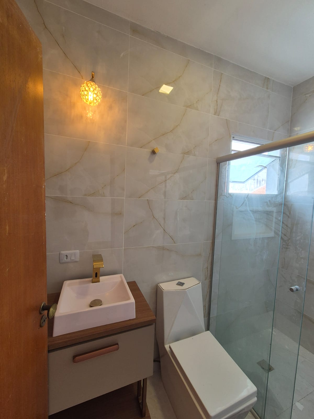 Casa com 03 Quartos - Jardim dos Ipes -Condominio Vale dos Ipês - Cotia/SP