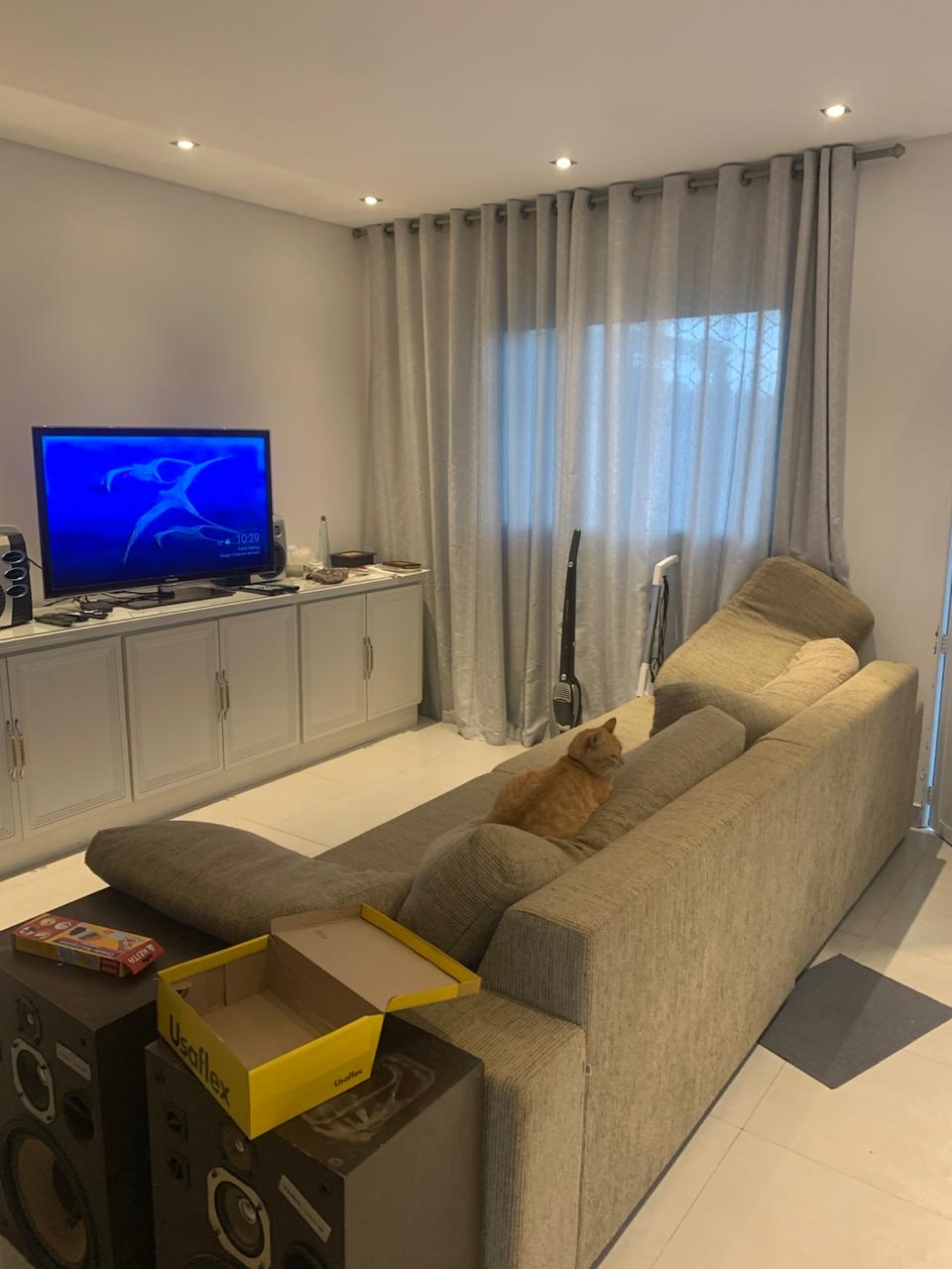 Casa à venda com 2 quartos, 70m² - Foto 3