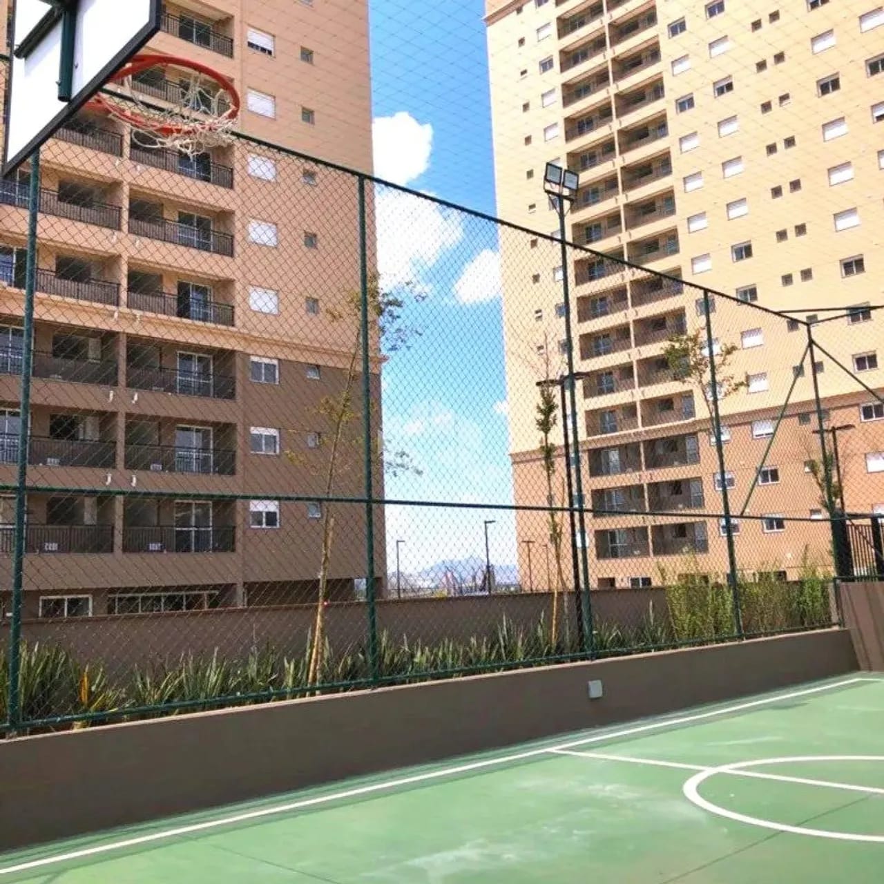 Apartamento com 02 Quartos - Condomínio Square Carapicuíba - Carapicuíba/SP