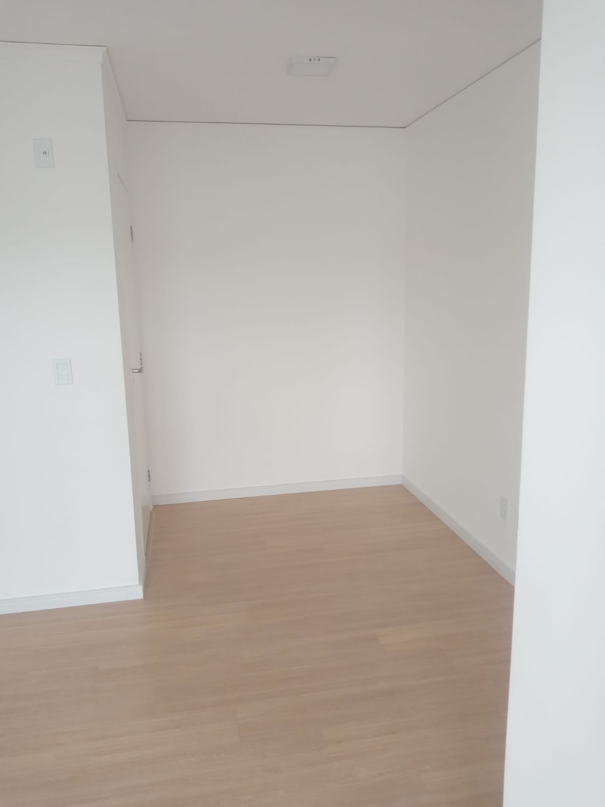 Apartamento com 03 Quartos - Condomínio Raízes Eco Clube - Cotia/SP