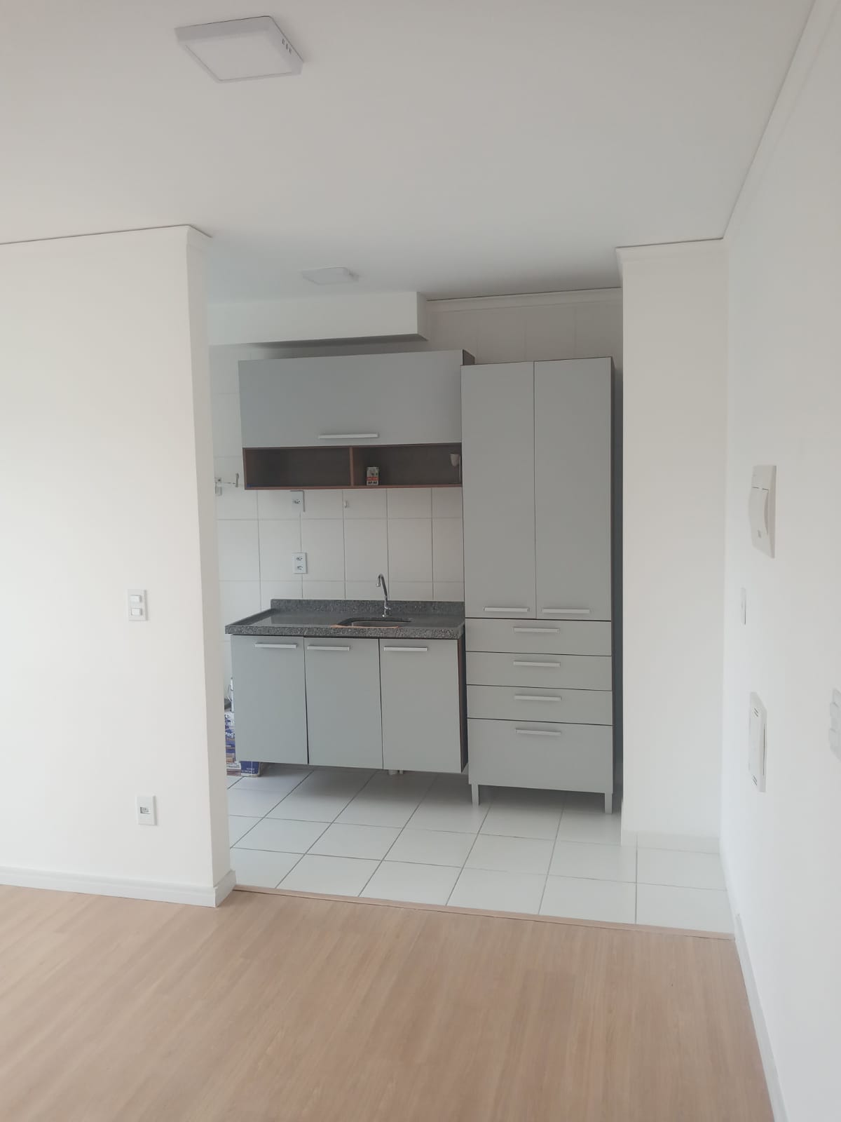 Apartamento com 03 Quartos - Condomínio Raízes Eco Clube - Cotia/SP