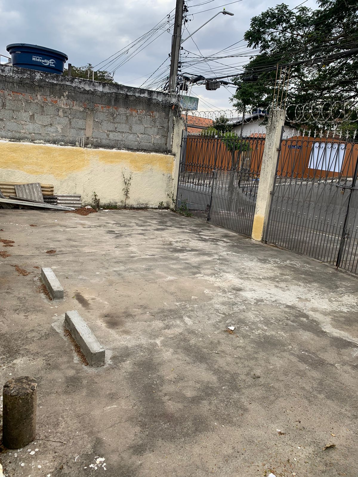 Casa com 02 Quartos - Jardim dos Ipês - Cotia/SP