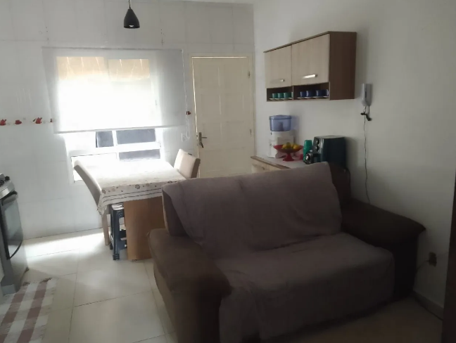 Casa à venda com 2 quartos, 48m² - Foto 2