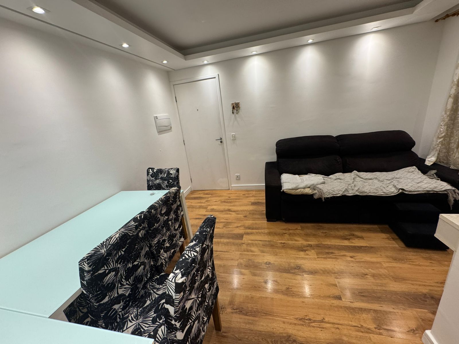 Apartamento com 02 Quartos - Condomínio Altos da Colina - Cotia/SP
