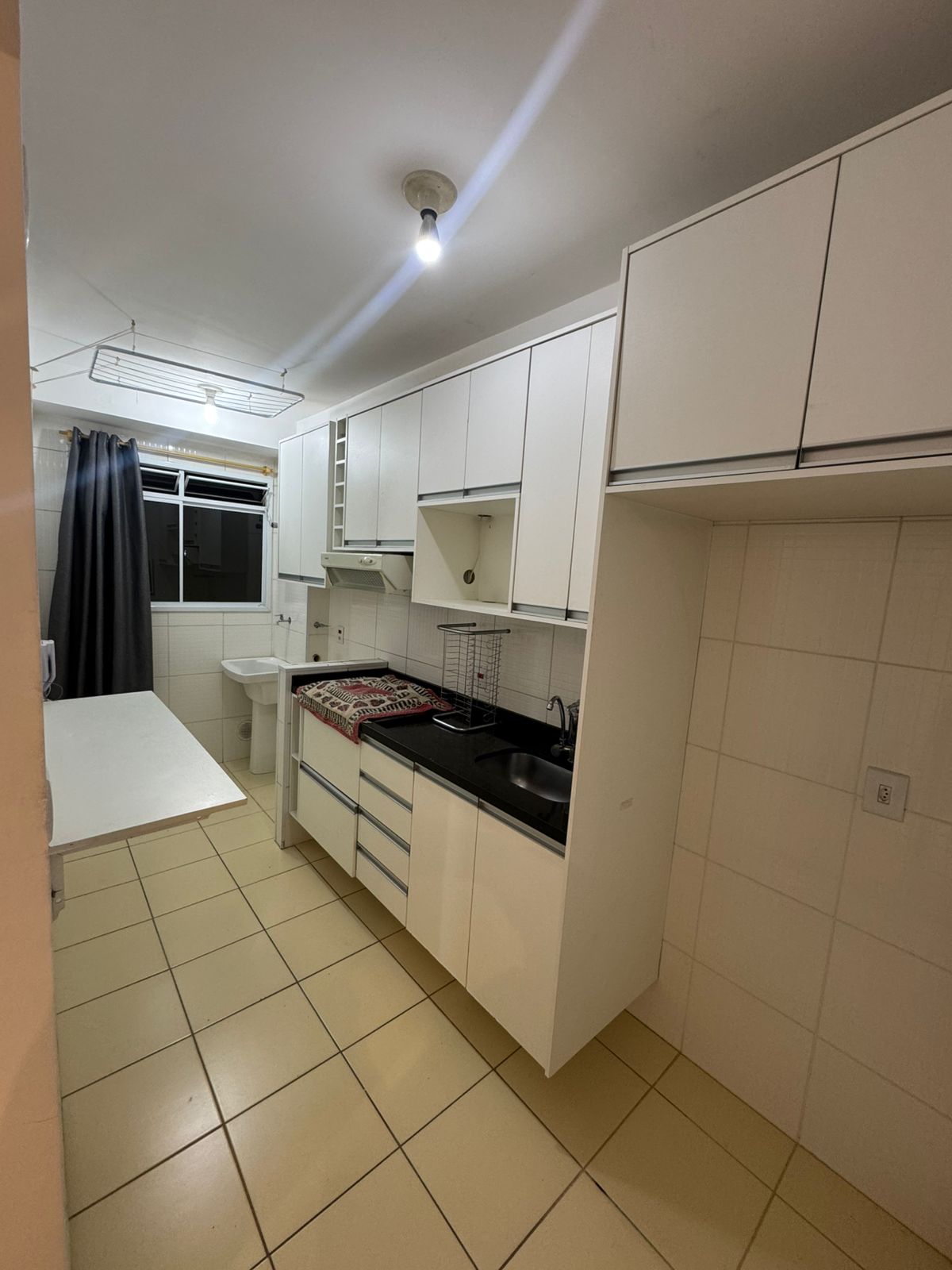 Apartamento com 02 Quartos - Condomínio Altos da Colina - Cotia/SP