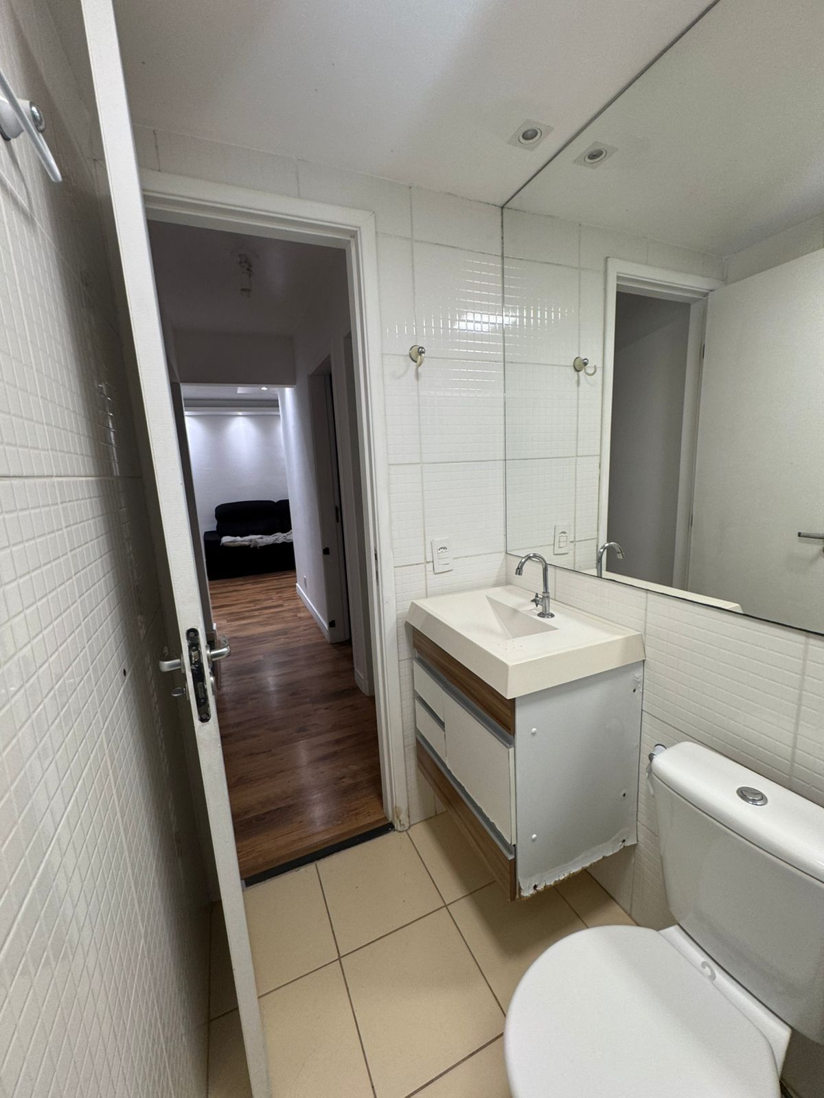 Apartamento com 02 Quartos - Condomínio Altos da Colina - Cotia/SP