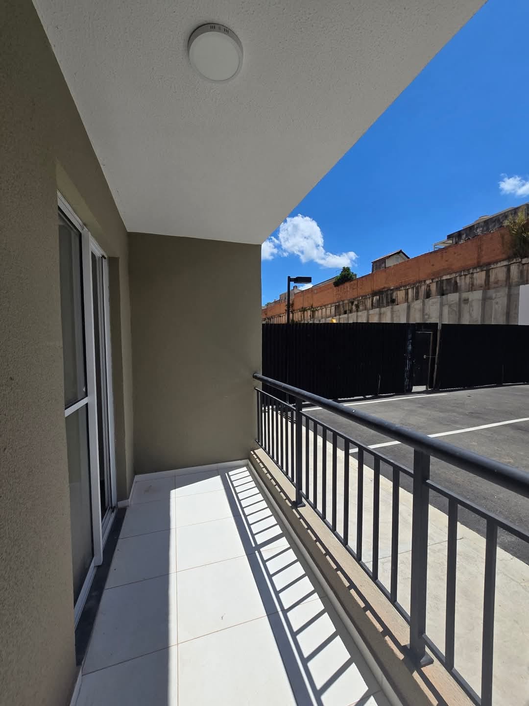 Apartamento com 02 Quartos - Condomínio Vista Verde - Vargem Grande Paulista/SP