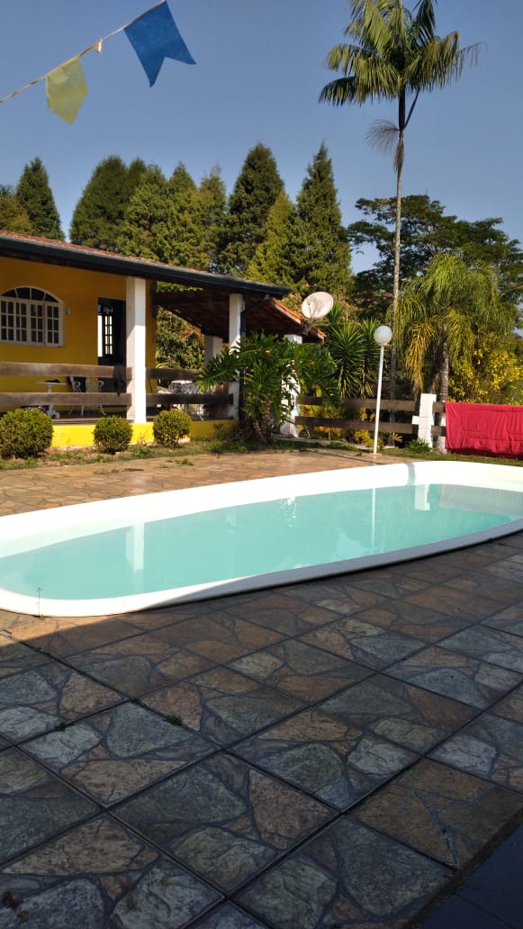 Chácara com 04 Quartos - Verava - Ibiúna/SP