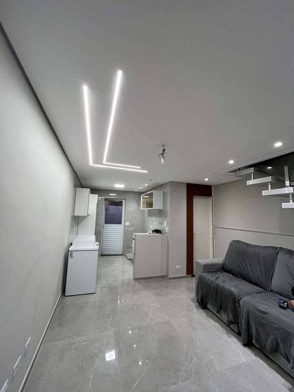 Casa com 02 Quartos  - Condomínio Residencial Ilha de Malta -  Chácara Ondas Verdes - Cotia/SP