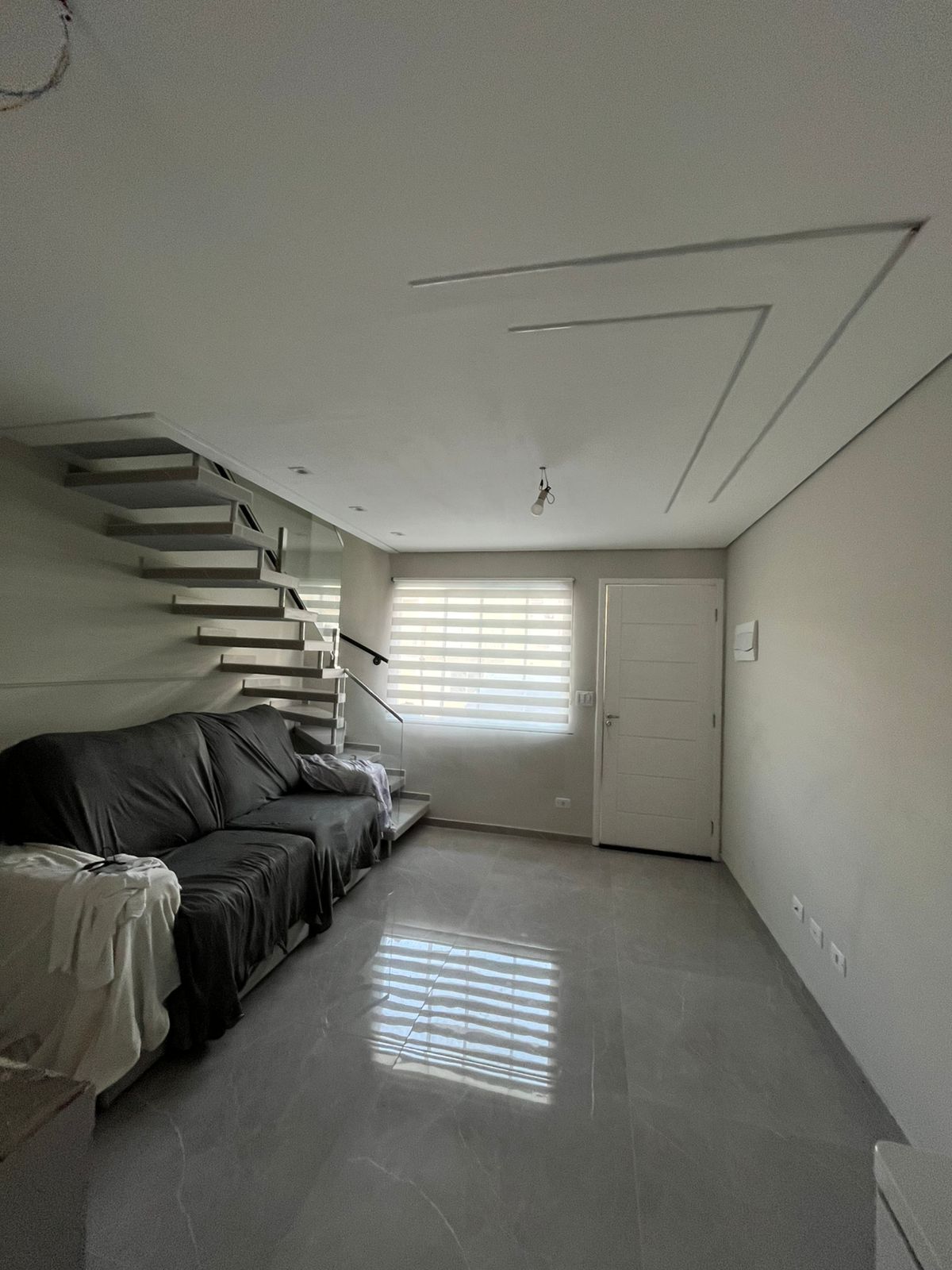 Casa com 02 Quartos  - Condomínio Residencial Ilha de Malta -  Chácara Ondas Verdes - Cotia/SP