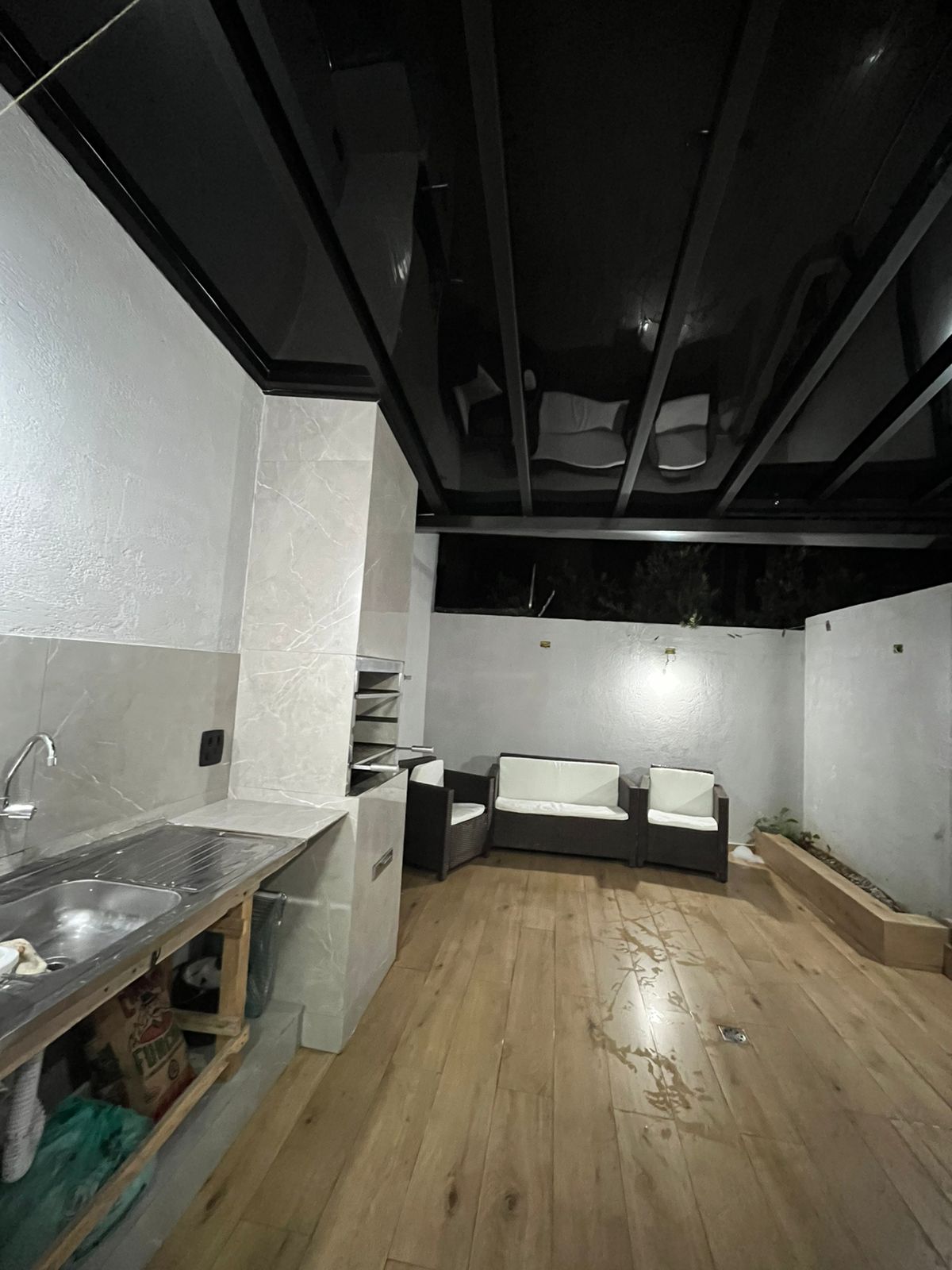 Casa com 02 Quartos  - Condomínio Residencial Ilha de Malta -  Chácara Ondas Verdes - Cotia/SP