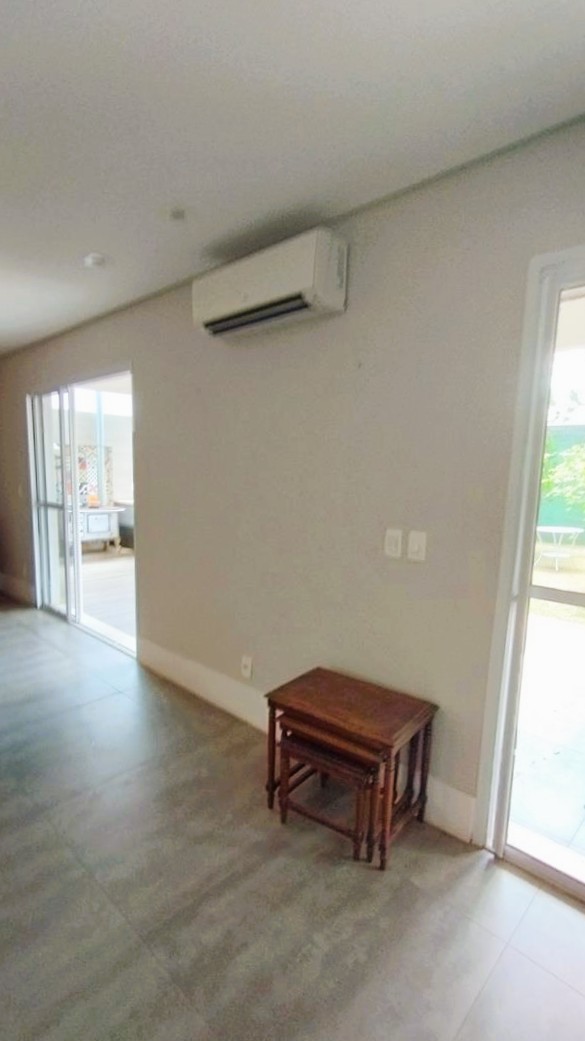 Casa para alugar com 4 quartos, 237m² - Foto 17
