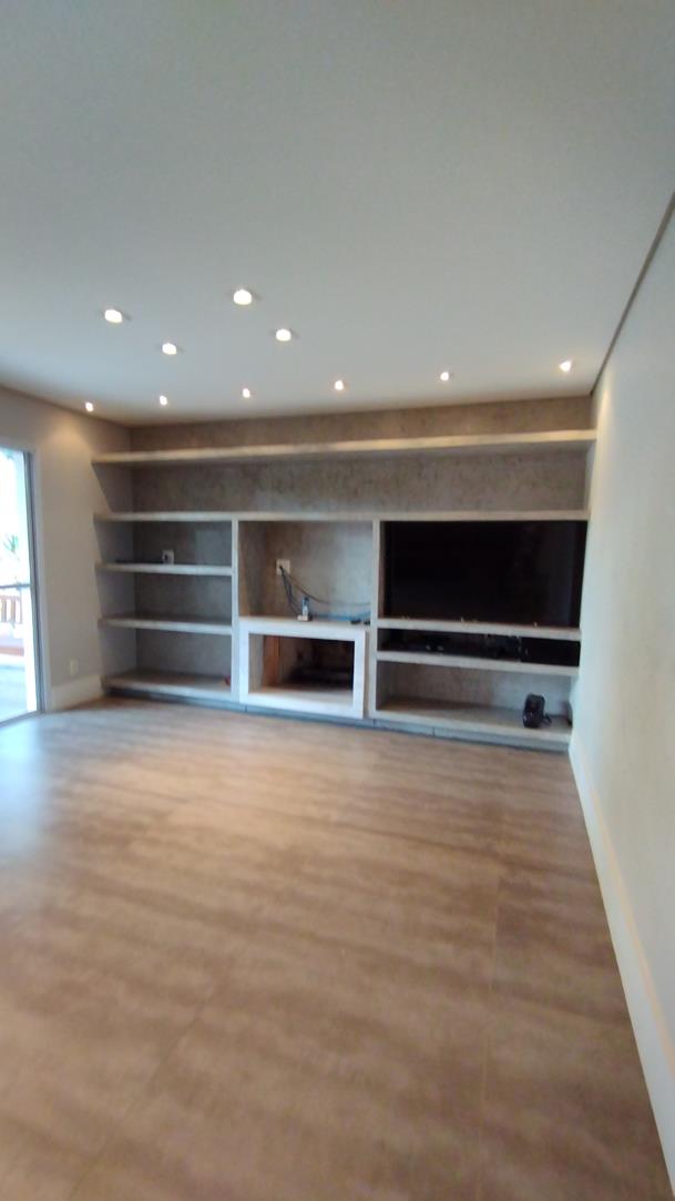 Casa para alugar com 4 quartos, 237m² - Foto 19