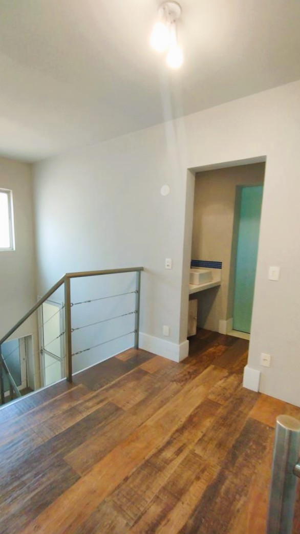 Casa para alugar com 4 quartos, 237m² - Foto 22