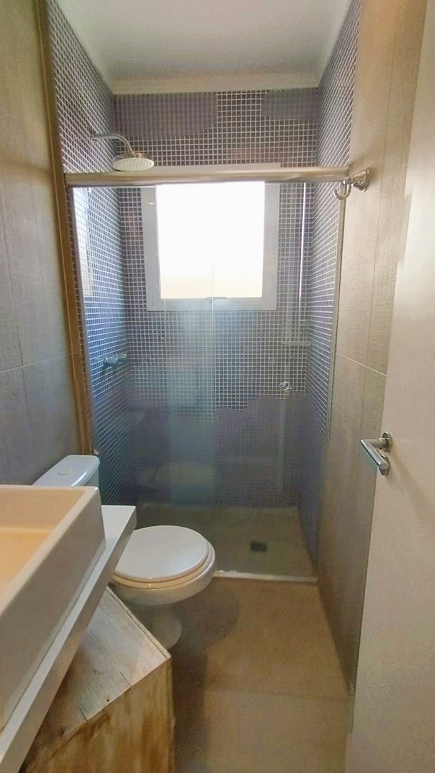 Casa para alugar com 4 quartos, 237m² - Foto 25