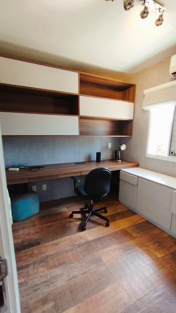Casa para alugar com 4 quartos, 237m² - Foto 28