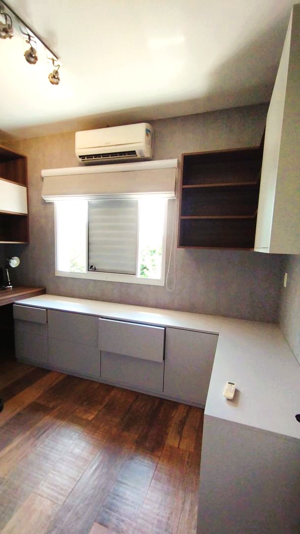 Casa para alugar com 4 quartos, 237m² - Foto 30
