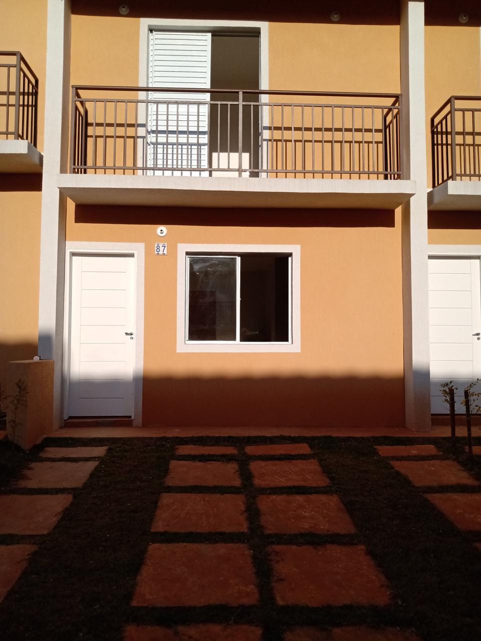 Casa (V) - 02 Quartos - Condomínio Residencial Atenas - Cotia/SP