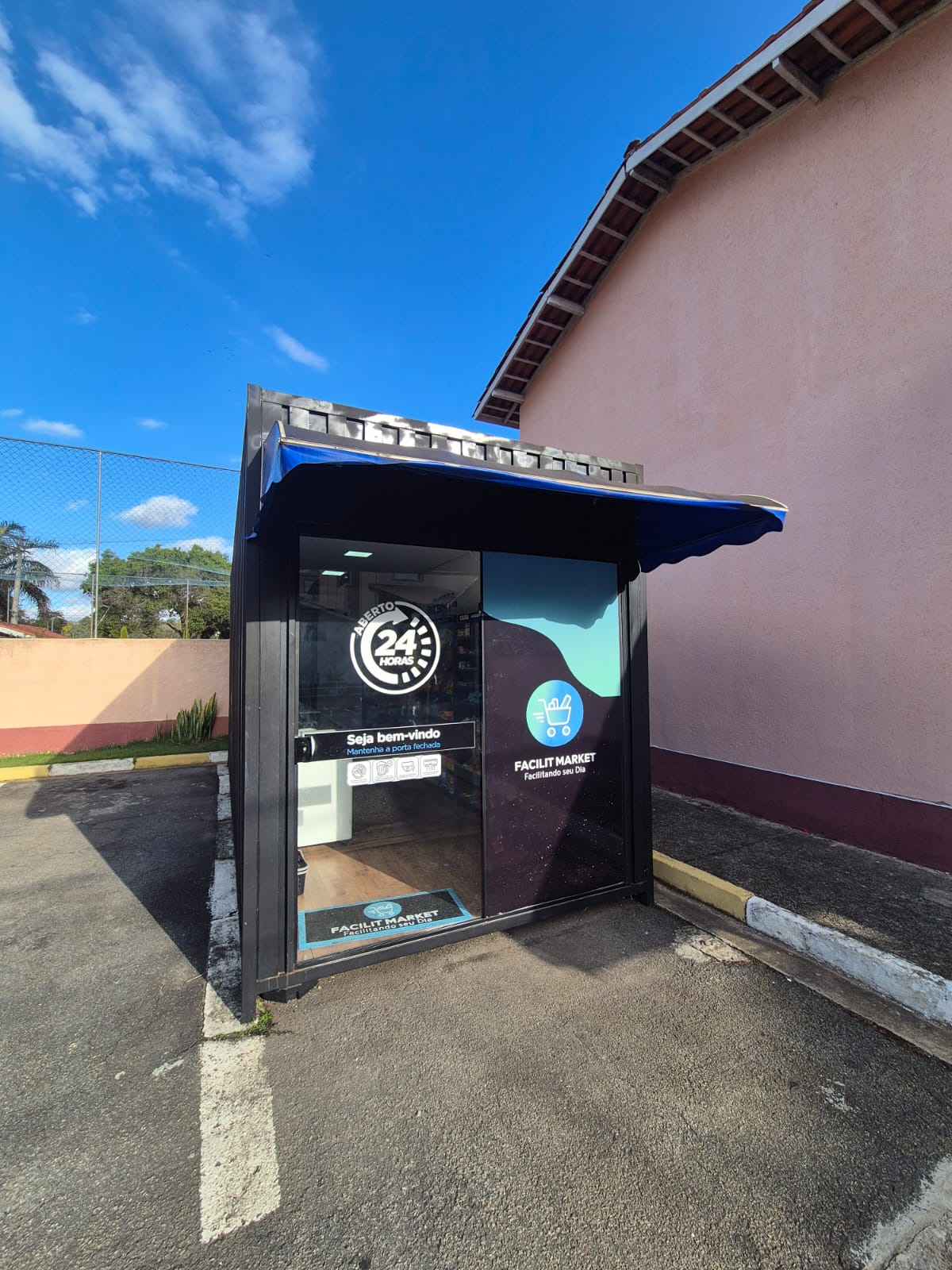 Casa com 02 Quartos - Condomínio Recanto das Graças I - Cotia/SP