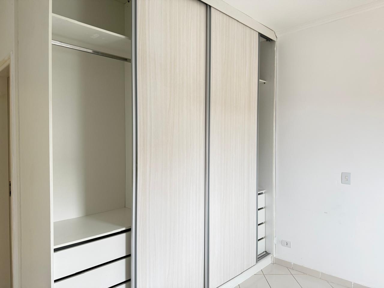 Casa com 03 Quartos - Villa D’Este - Cotia/SP