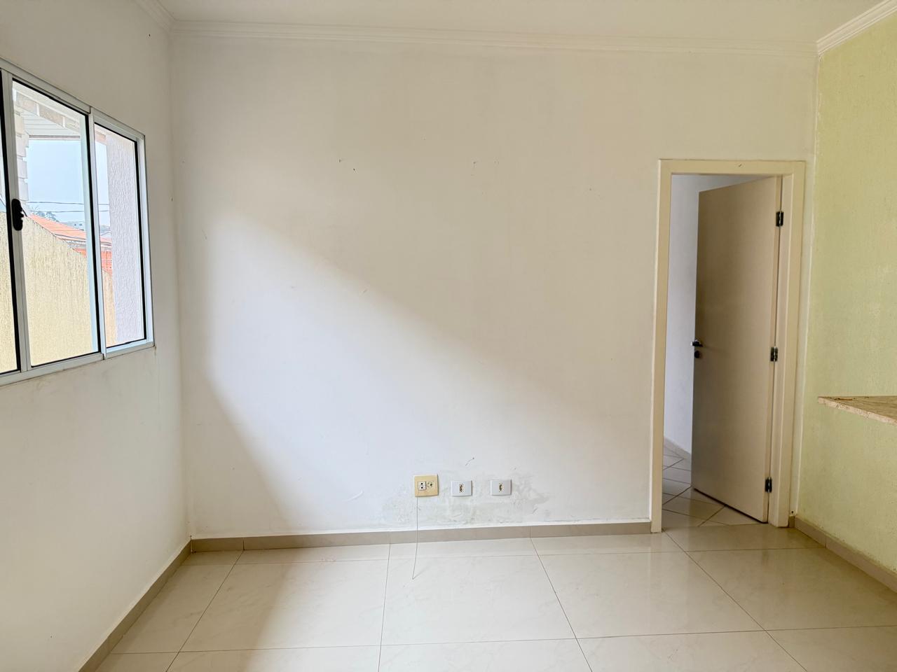 Casa com 03 Quartos - Villa D’Este - Cotia/SP